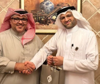 تجمع موظفي وفريق عمل مجموعة بن يوسف في إحدى المناسبات