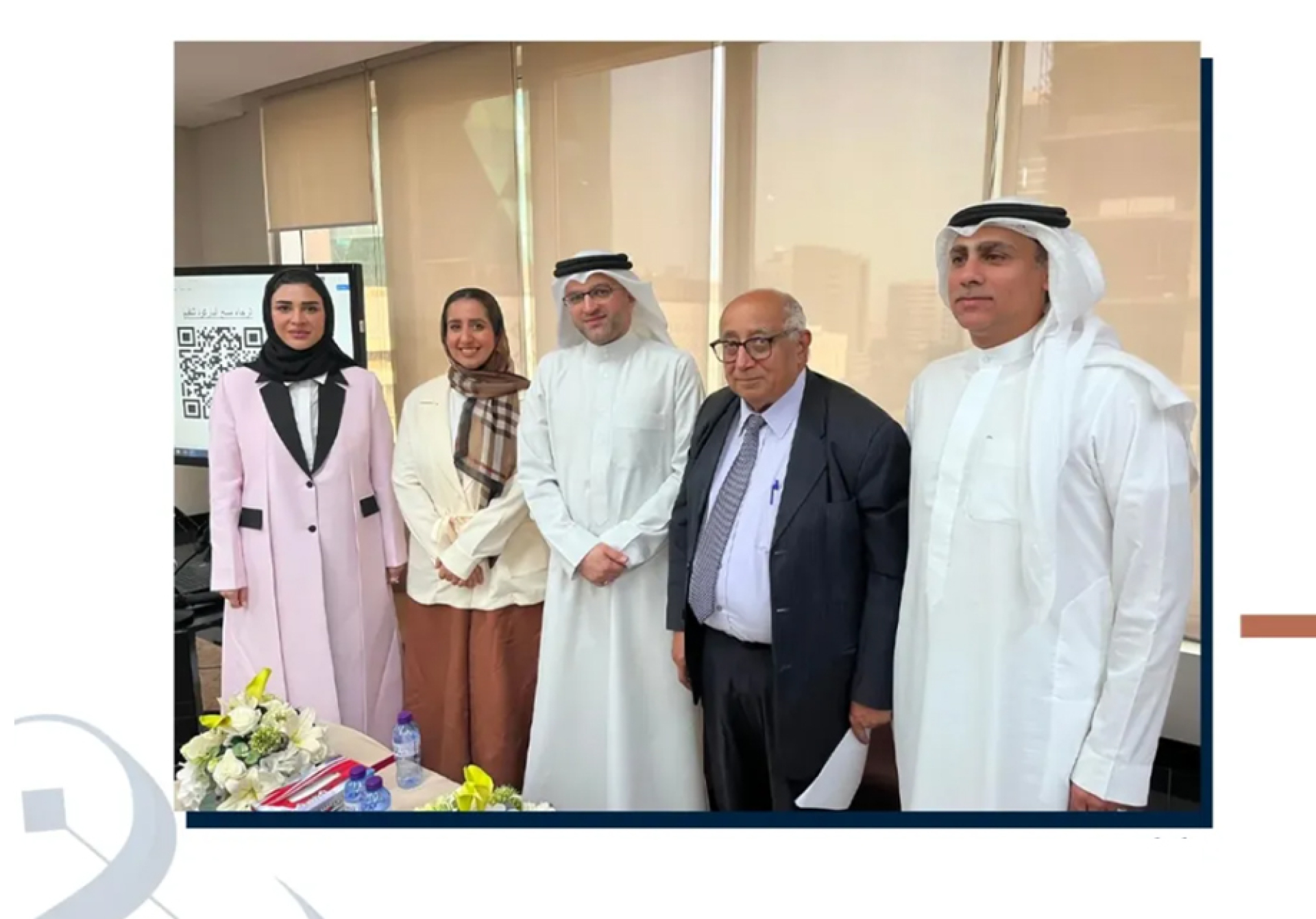 في لقاء رسمي بمعهد الدراسات القضائية البحريني في حلقة نقاشية مع القاضي مي مطر و المهندس سعيد العسبول و تدير الحوار الدكتوره وفاء جناحي في حضور لافت من المحامين و المهندسين و المعنيين